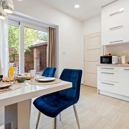 Apartment Mandula Pecs